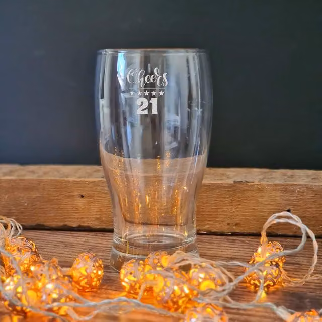 Afewhometruths Engraved 21st Birthday Gift Beer Glass, Clear, 500ml