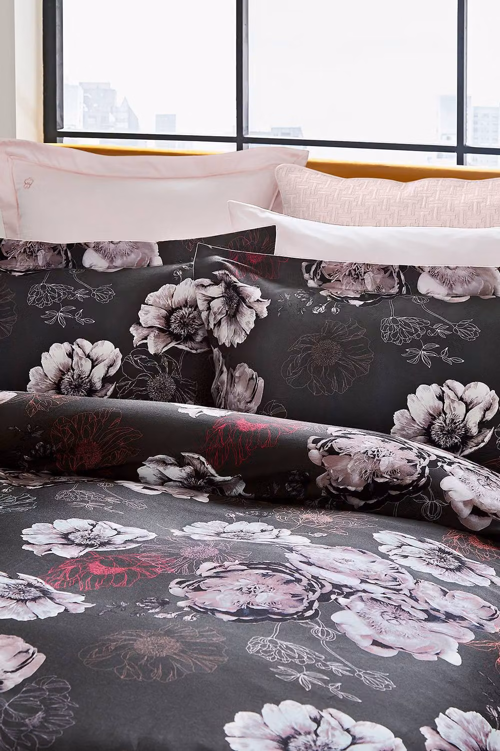 Ted Baker Mako Satin Cotton Floral Duvet Cover and Pillowcase Set in Anthracite, W: 140 cm, H: 200 cm – 2