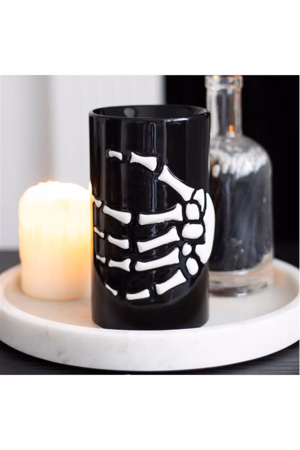 KDMD Skeleton Hand Ceramic Oil Burner and Tealight Fragrance Warmer in Black – 3