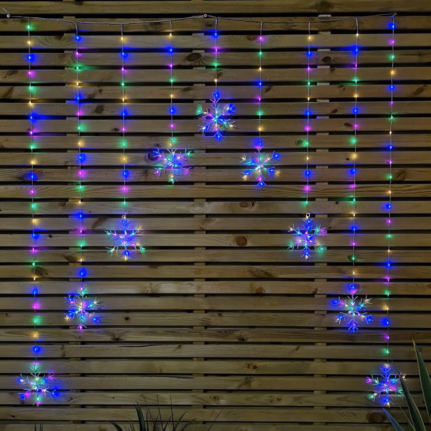 Samuel Alexander Multi Colour Red LED Snowflake Curtain Lights for Christmas Decorations, 1.2 m – 2