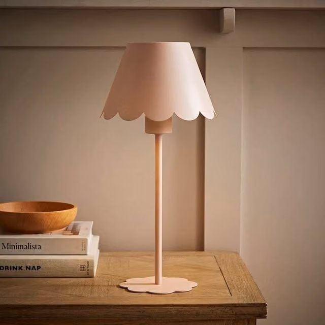 Hattie Scallop Rechargeable Table Lamp in Pink