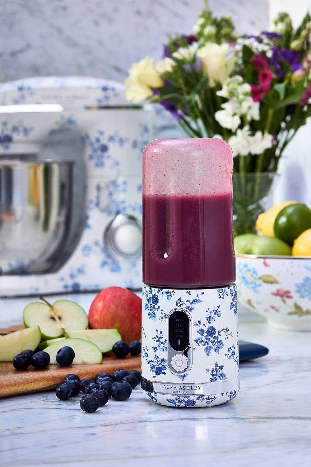 Laura Ashley VQ China Rose Portable Smoothie Maker in Multicolour – 3