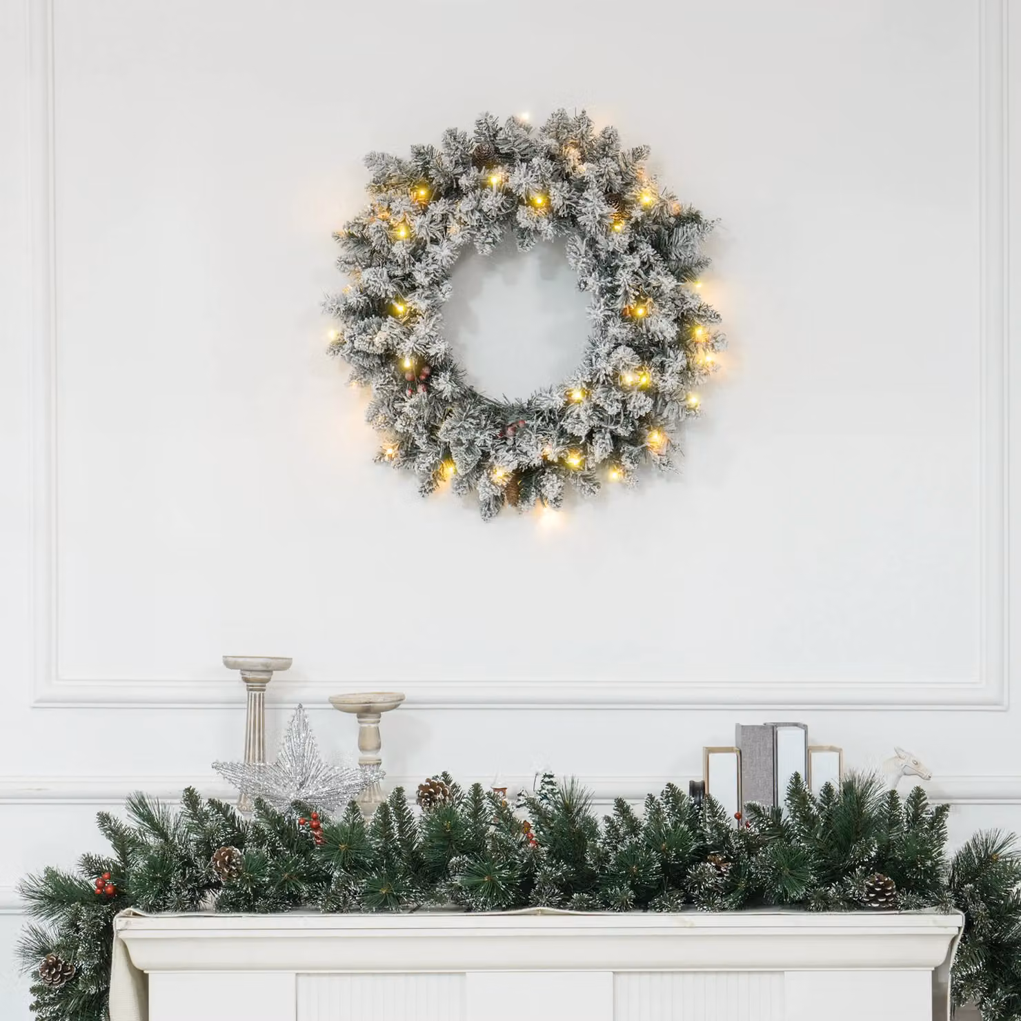 HOMCOM Green Flocked Christmas Wreath with Warm White LED Lights, Pine Cones and Berries, 60cm – 2