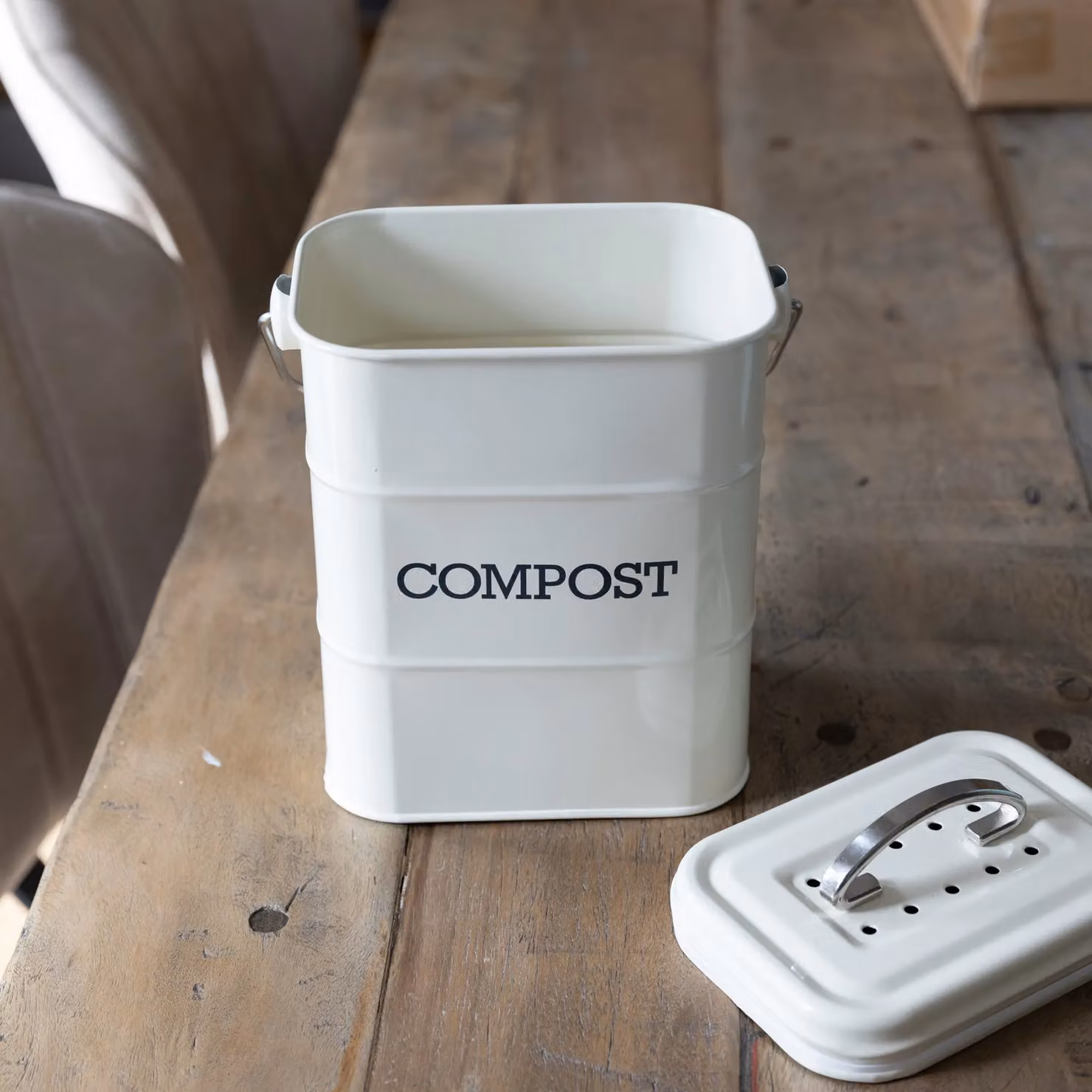 KitchenCraft Living Nostalgia Metal Kitchen Composter in Antique Cream and Beige, W/D/H: 24.0 x 16.5 x 12.0 cm – 5