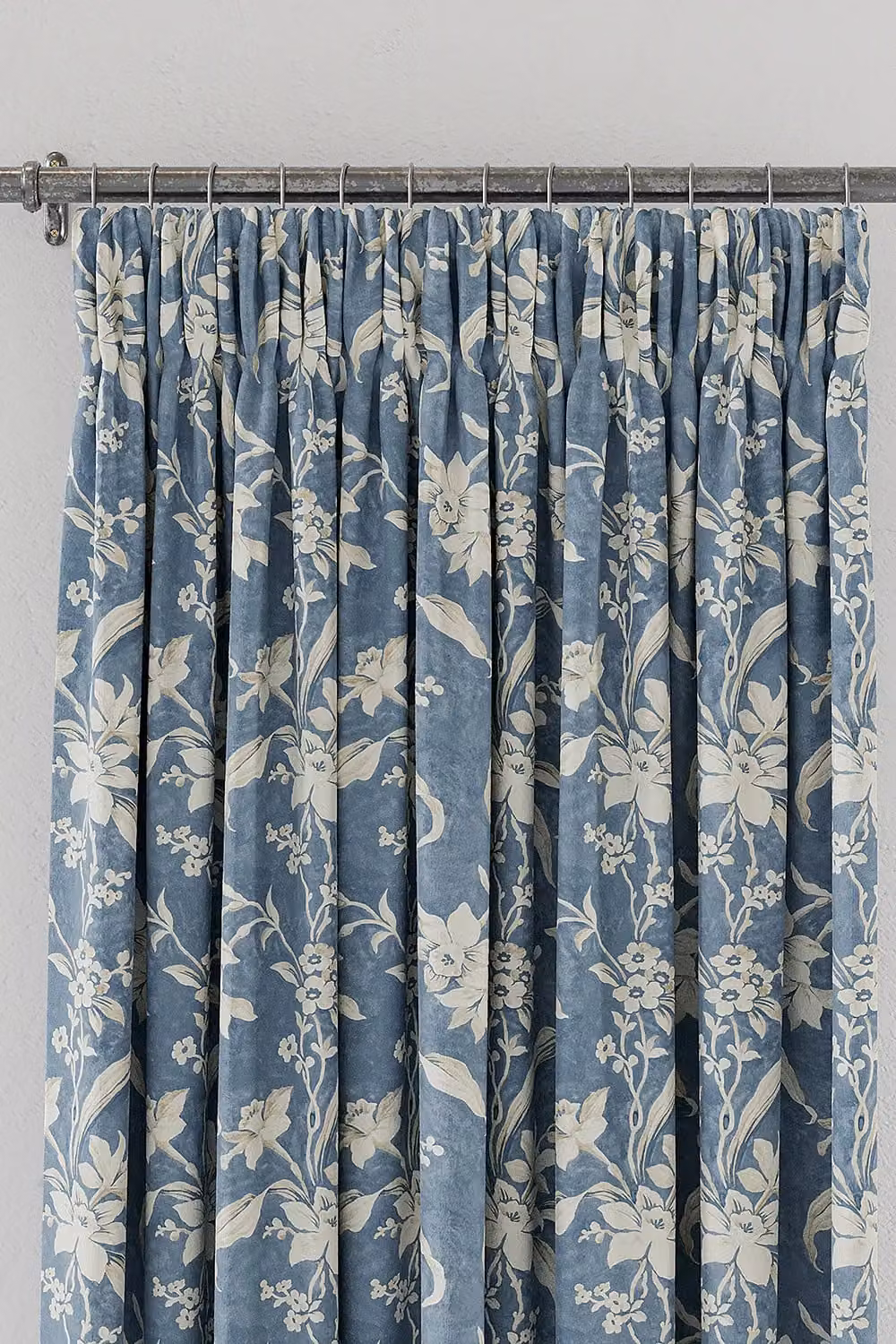 V & A Daffodil Dreams Blue Floral Lined Cotton Fabric Curtains, Width: 167 cm, Drop: 183 cm – 2