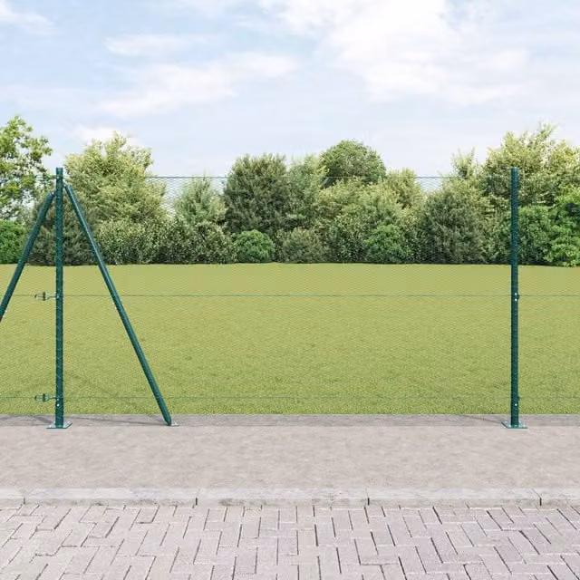 Berkfield Home Green Powder-Coated Steel Hexagon Wire Mesh Fence, H: 120 cm x L: 50 m
