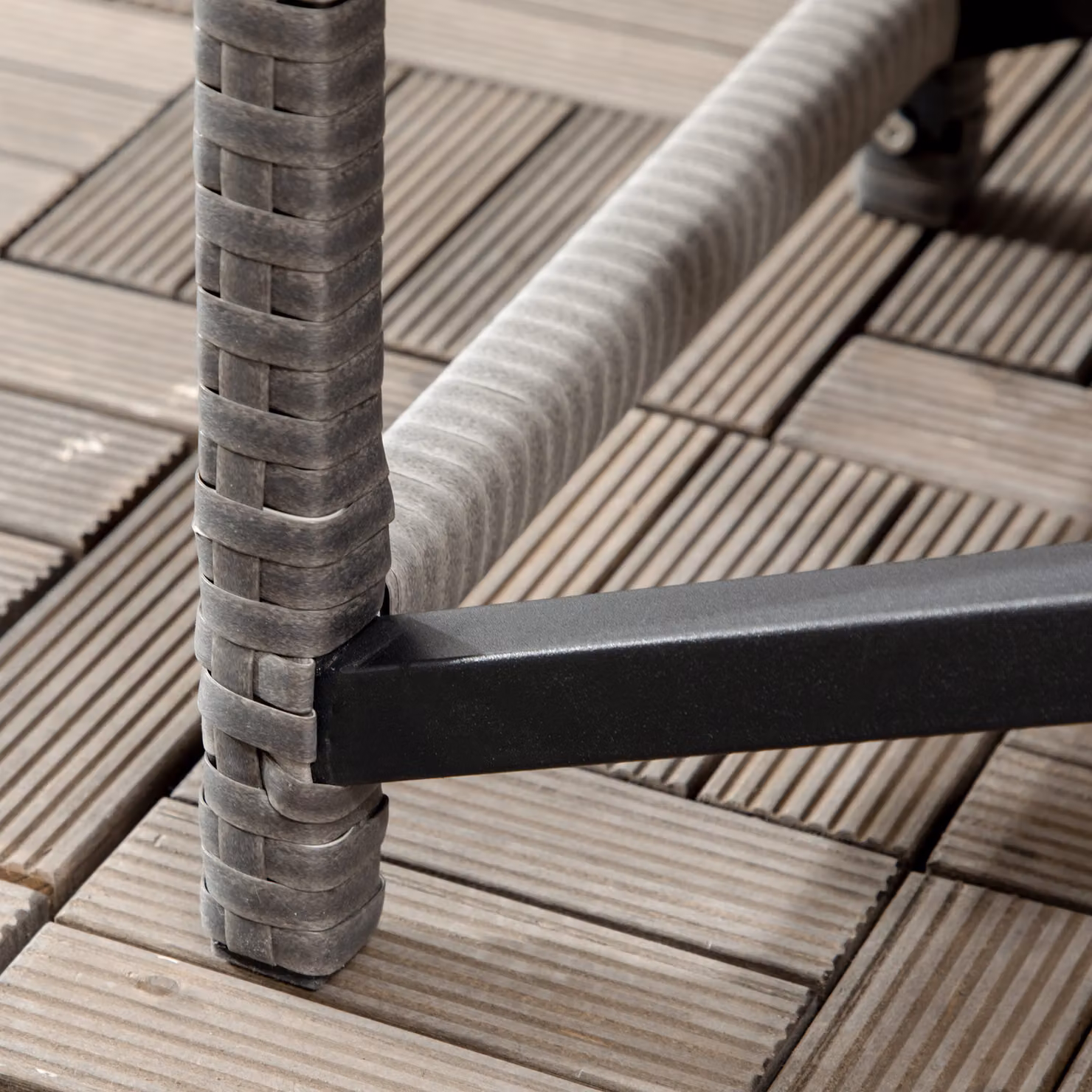 Outsunny Grey PE Rattan Outdoor Coffee Table with Plastic Board – 9
