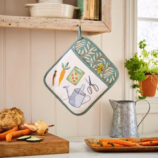 Ulster Weavers Time to Grow Cotton Pot Mitt in Green