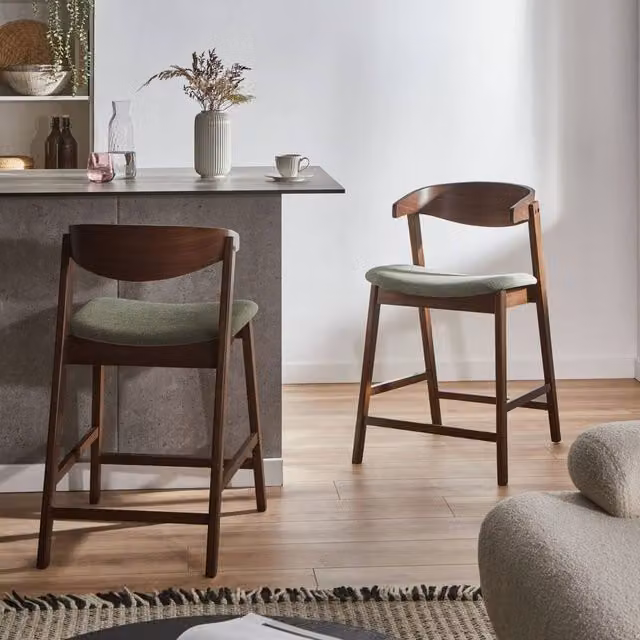 Wyld and Coco Classic Living Set of 2 Bar Chairs in Green and Brown Polyester and Rubberwood – 1