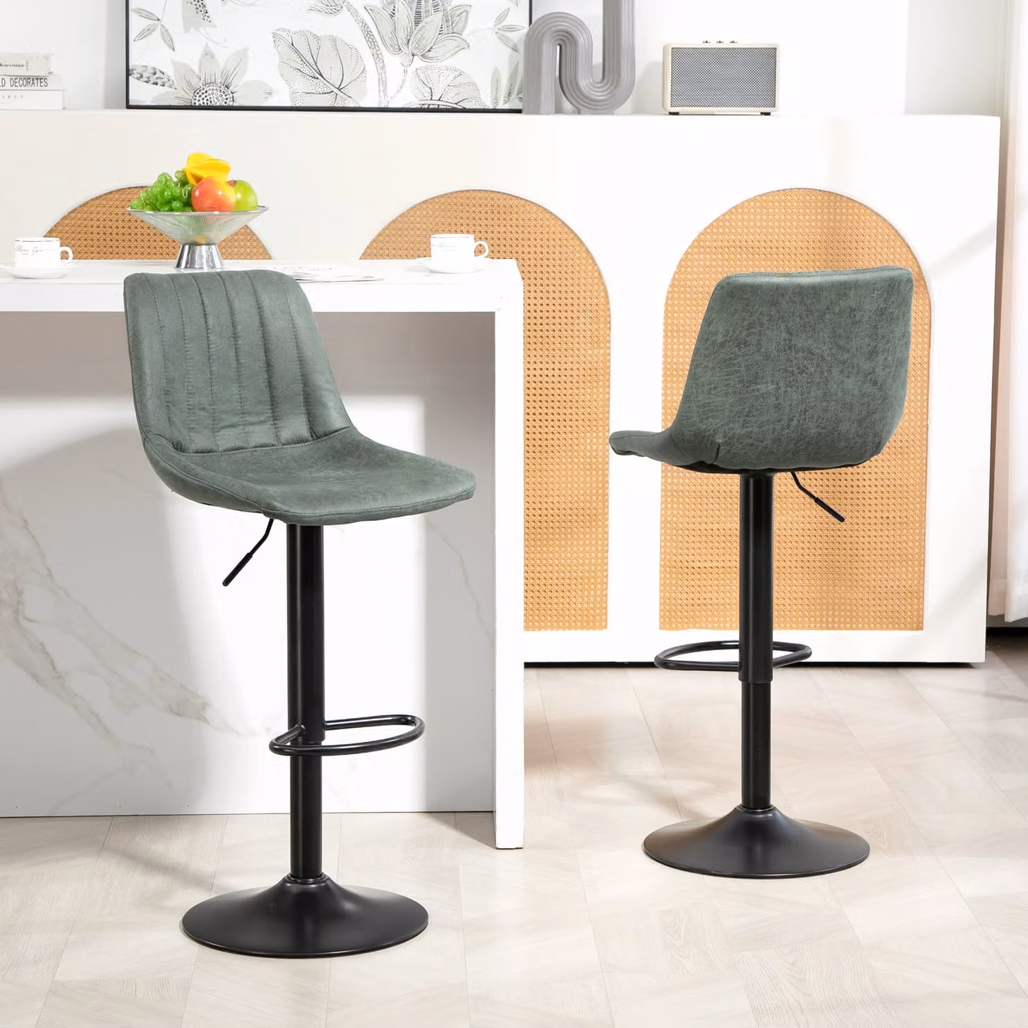 HOMCOM Set of 2 Adjustable Counter Height Bar Stools with 360 Degree Swivel and Footrest, Green – 2