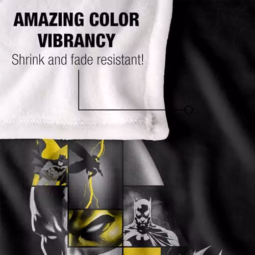 LOGOVISION Batman Panel Portrait and Batmobile Super Soft Fleece Throw Blanket, Multicolour, W: 91 cm, D: 147 cm – 3