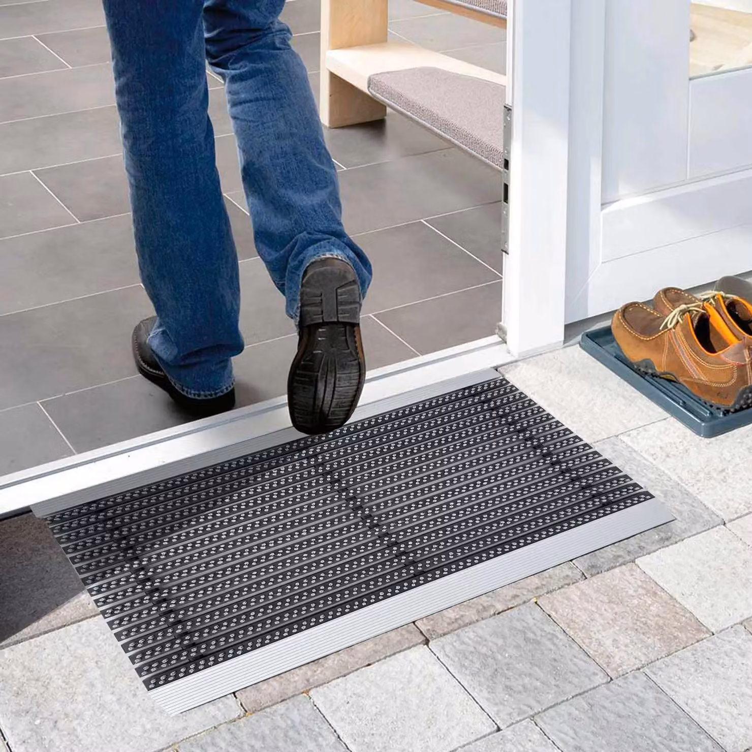 Nicoman Grey Aluminium Striped Heavy Duty Barrier Dirt-Trapper Door Mat, W/D: 60 x 40 cm – 4