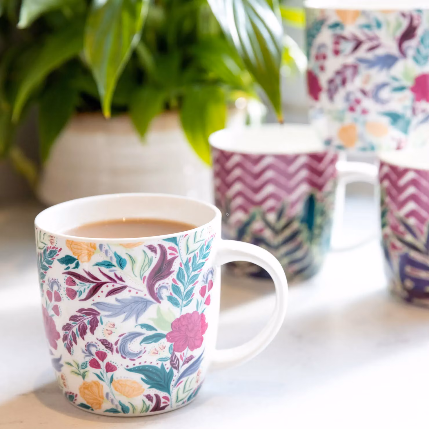 KitchenCraft Exotic Floral Stoneware Mugs, Set of 4, Multicolour, 425ml – 7