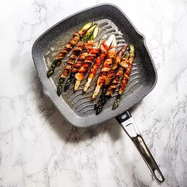 MasterClass Non-Stick Cast Aluminium Grill Pan with Pouring Spout, Grey, 28cm – 1