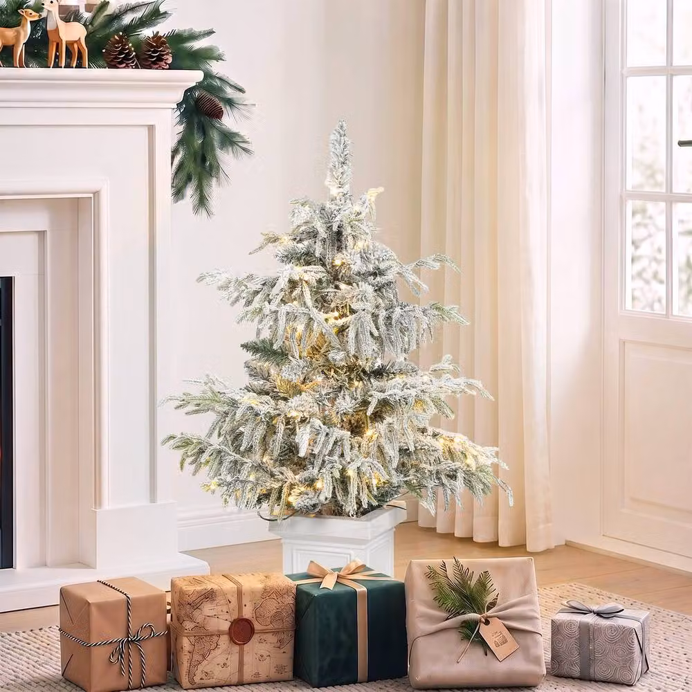 HOMCOM 3ft Prelit Flocked Christmas Tree with 8 LED Light Modes and Remote Control in Green and White – 2