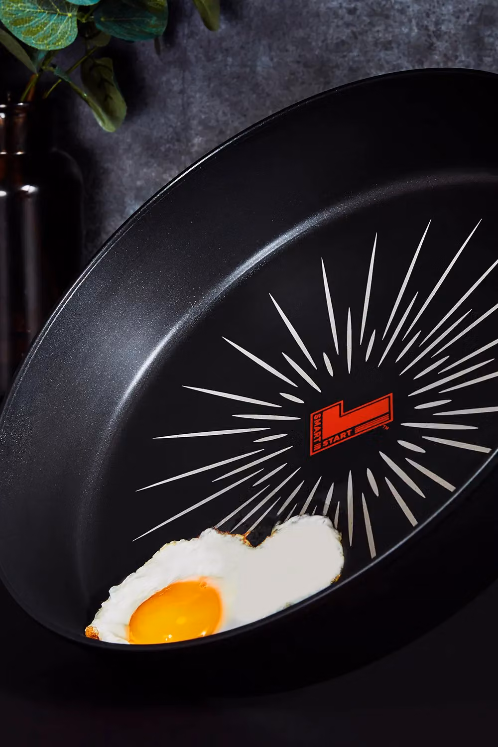 Tower SmartStart Forged Aluminium Non-Stick Frying Pan, Black, Diameter: 28 cm – 3