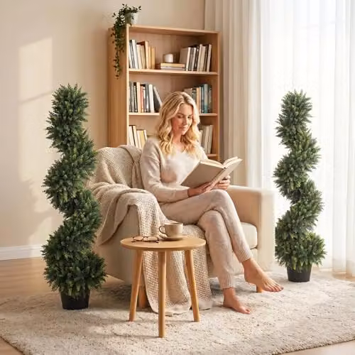 HOMCOM Set of 2 Artificial Cypress Topiary Spiral Trees in Green Pots, Height: 120 cm – 6