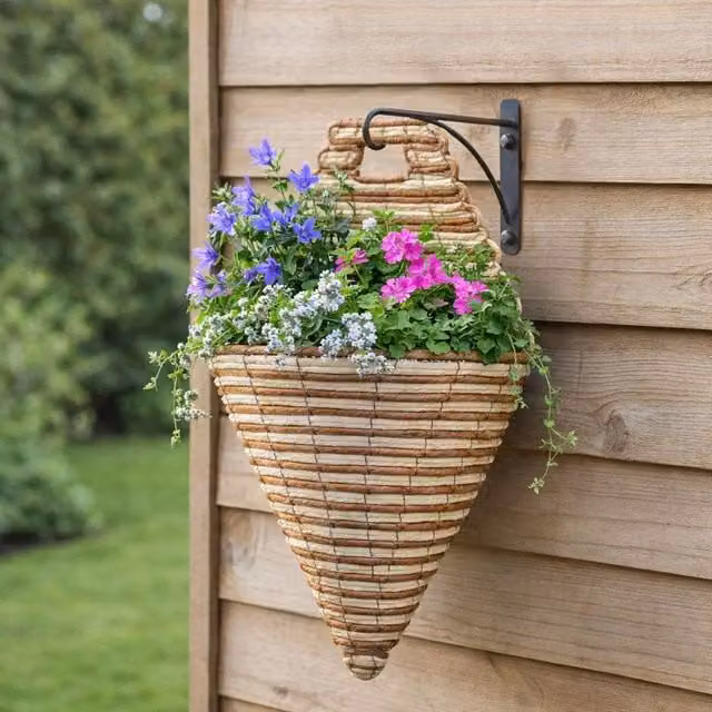Voltico Corn Rope Hanging Planter and Wall Torch in Beige