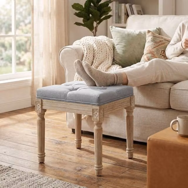 HOMCOM Vintage Tufted Square Fabric Footstool with Rubberwood Legs, Light Grey, W/D/H: 43 x 40 x 43 cm – 1