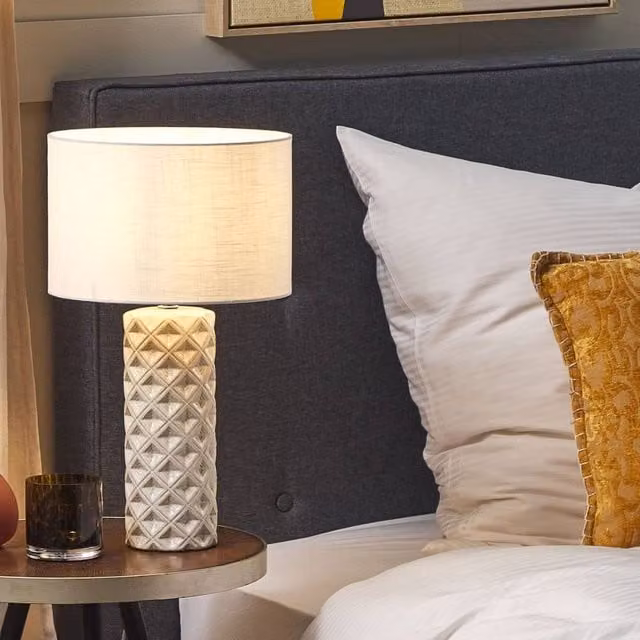 Wyld and Coco Geometric Beige Ceramic Table Lamp with White Fabric Drum Shade, Height: 49 cm – 1