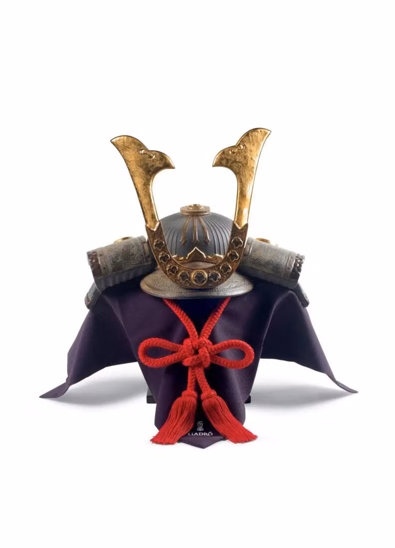 Lladró Samurai Helmet Limited Edition Porcelain Figurine in Black and Gold