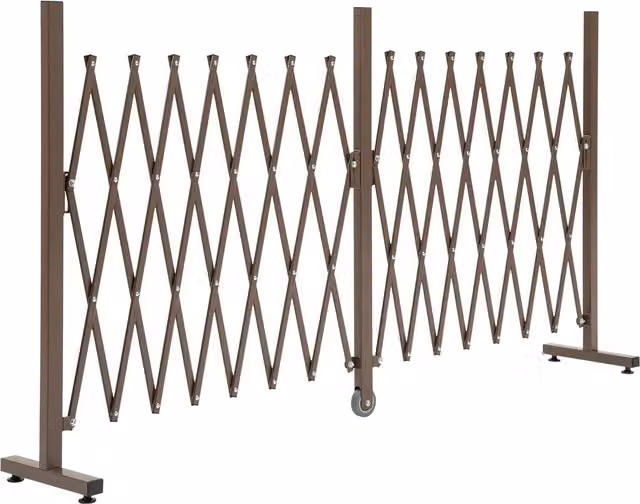 Outsunny Expanding Aluminium Trellis Fence, Dark Brown, W: 405 cm, H: 103.5 cm – 1