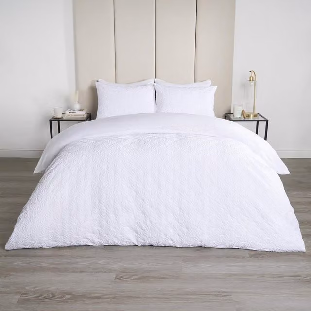 OHS Geometric Embossed Duvet Cover Set in White and Grey, 200 x 200 cm