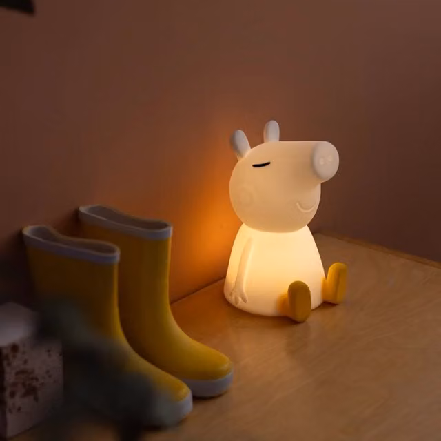Mr. Maria Peppa Pig First Light Night Light in Yellow and White, W/D/H: 22.0 x 14.0 x 14.0 cm – 1