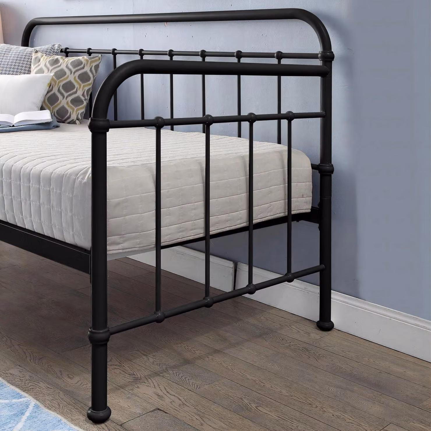 SlumberWorx Ickleford Industrial Metal Day Bed Frame with Trundle in Black, Single W/D/H: 90 x 200 cm – 2