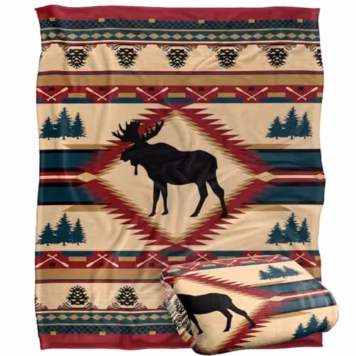 JQ Licensing Moose Lodge Silky Touch Super Soft Fleece Throw Blanket in White, W/D/H: 152 x 127 cm