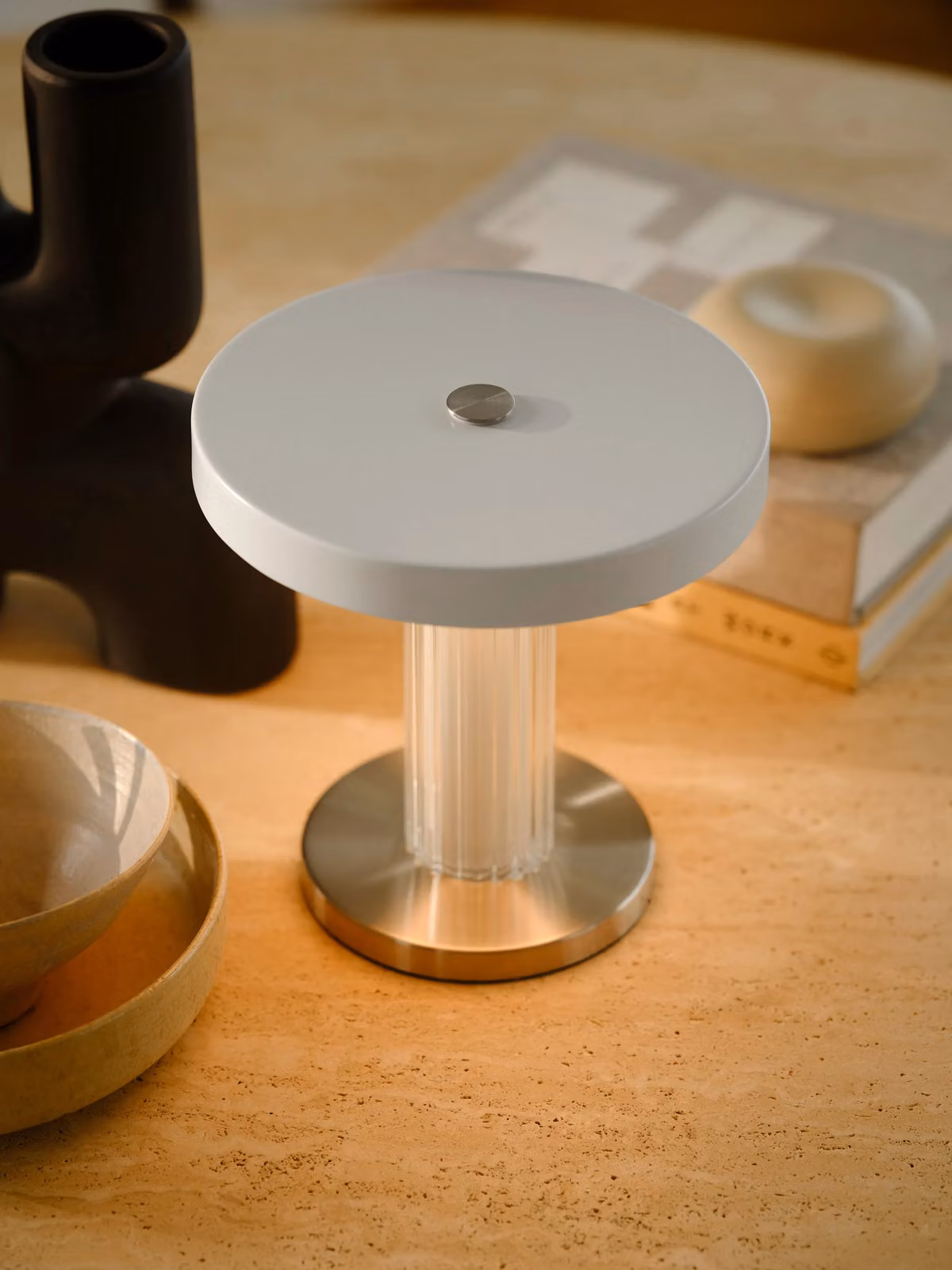 Nordlux Trezzi Portable LED Table Lamp in White Metal with Warm White Light – 2