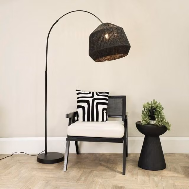 ValueLights Louis Black Arched Curved Floor Lamp with Black Paper Shade and LED Bulb (H 180 cm) – 1
