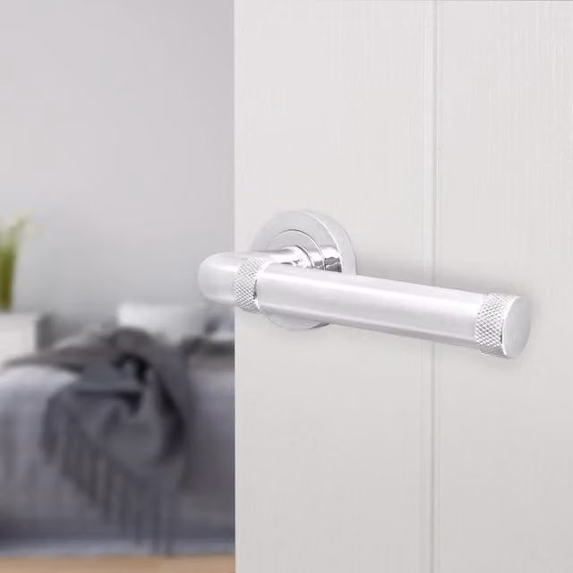 AFIT Polished Chrome Internal Lever On Rose Door Handle, Silver, W/D/H: 15.0 x 15.0 x 15.0 cm