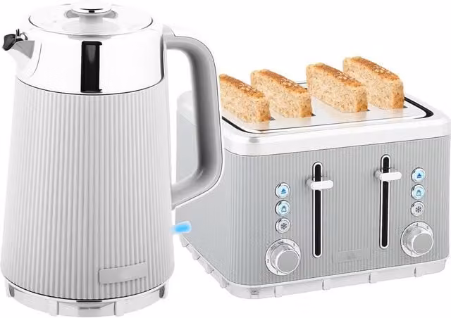 HOMCOM Rapid Boil 1.7L Kettle and 4 Slice Toaster Set with Crumb Tray, Beige