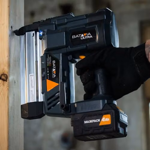 Batavia 18V MAXXPACK Cordless Staple and Nail Gun in Grey and Orange – 4