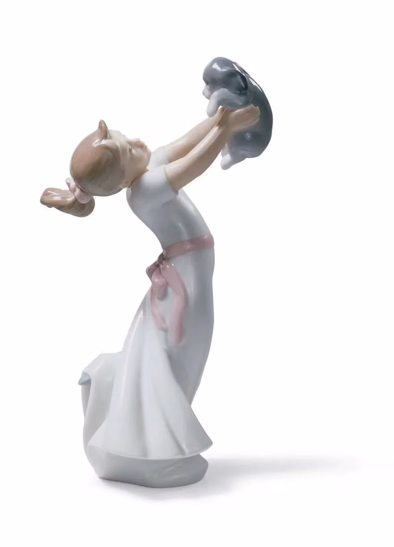 Lladró The Best of Friends Girl Porcelain Figurine in White