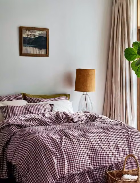 Piglet In Bed Pure Linen Gingham Checked Duvet Cover in Purple Mix