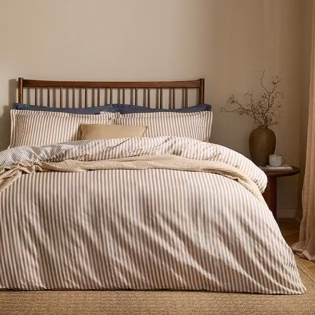 Yard Hebden Reversible Striped 100% Cotton Duvet Cover and Pillowcase Set in Beige, W: 180 cm, L: 200 cm