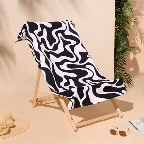 OHS Black and White Swirl Microfibre Quick-Drying Beach Towel, W/H: 71 x 152 cm