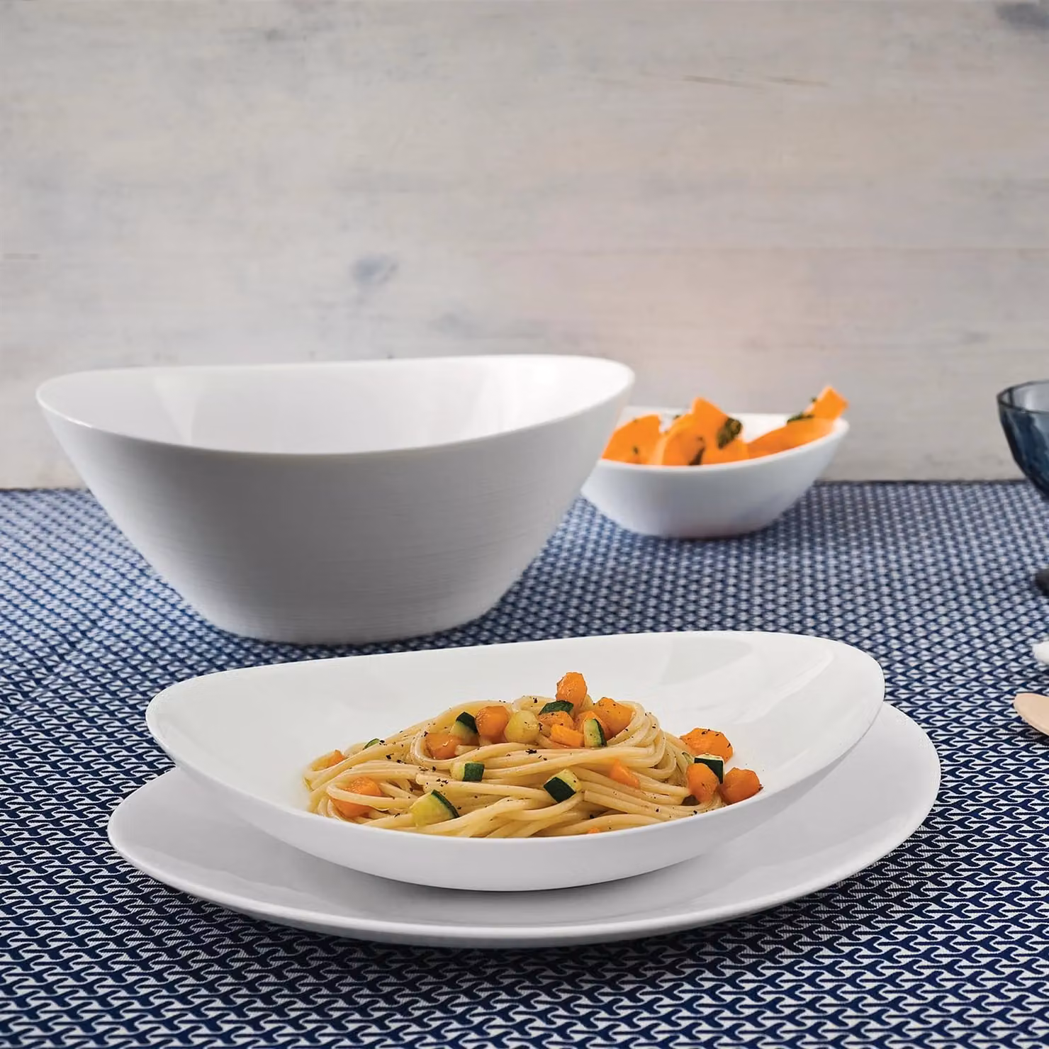 Bormioli Rocco Prometeo White Oval Glass Salad Bowls, 25 cm, Pack of 6 – 2