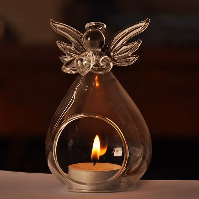 Livingandhome Set of 6 Angel Glass Tealight Candle Holders in Clear and White