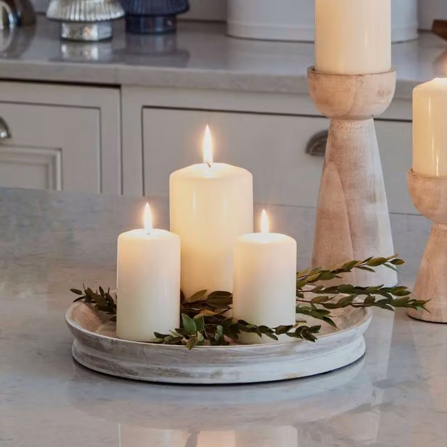 Ivyline Padstow White Wash Round Wooden Candle Tray, Diameter: 28 cm
