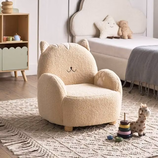 Wyld Haus Cat-Shaped Kids Armchair in Beige Bouclé Upholstery with Solid Wood Frame, W/D/H: 59.0 x 54.0 x 55.0 cm – 1