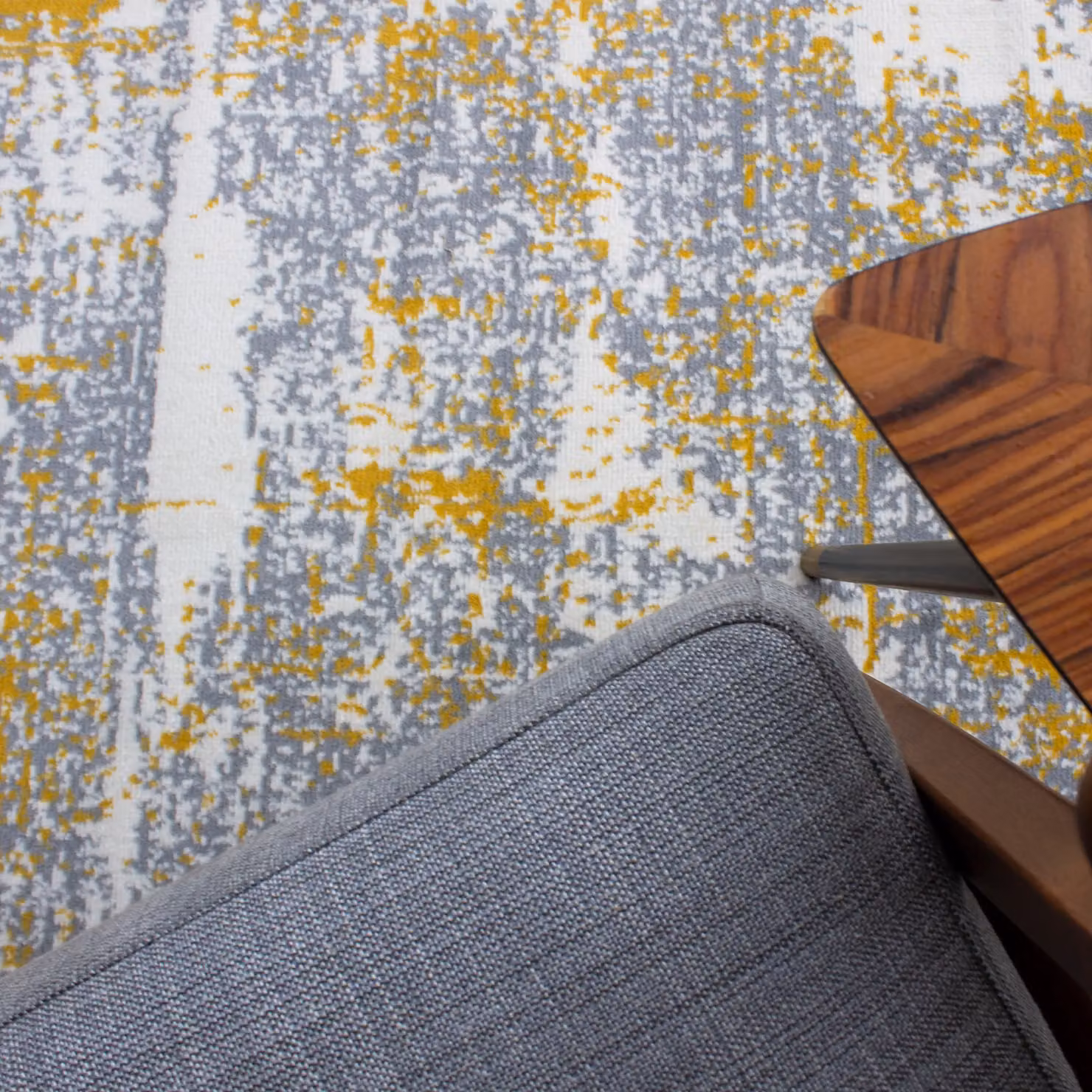 Kukoon Abstract Modern Living Area Rug in Yellow and Grey, W: 60 cm, L: 240 cm – 2