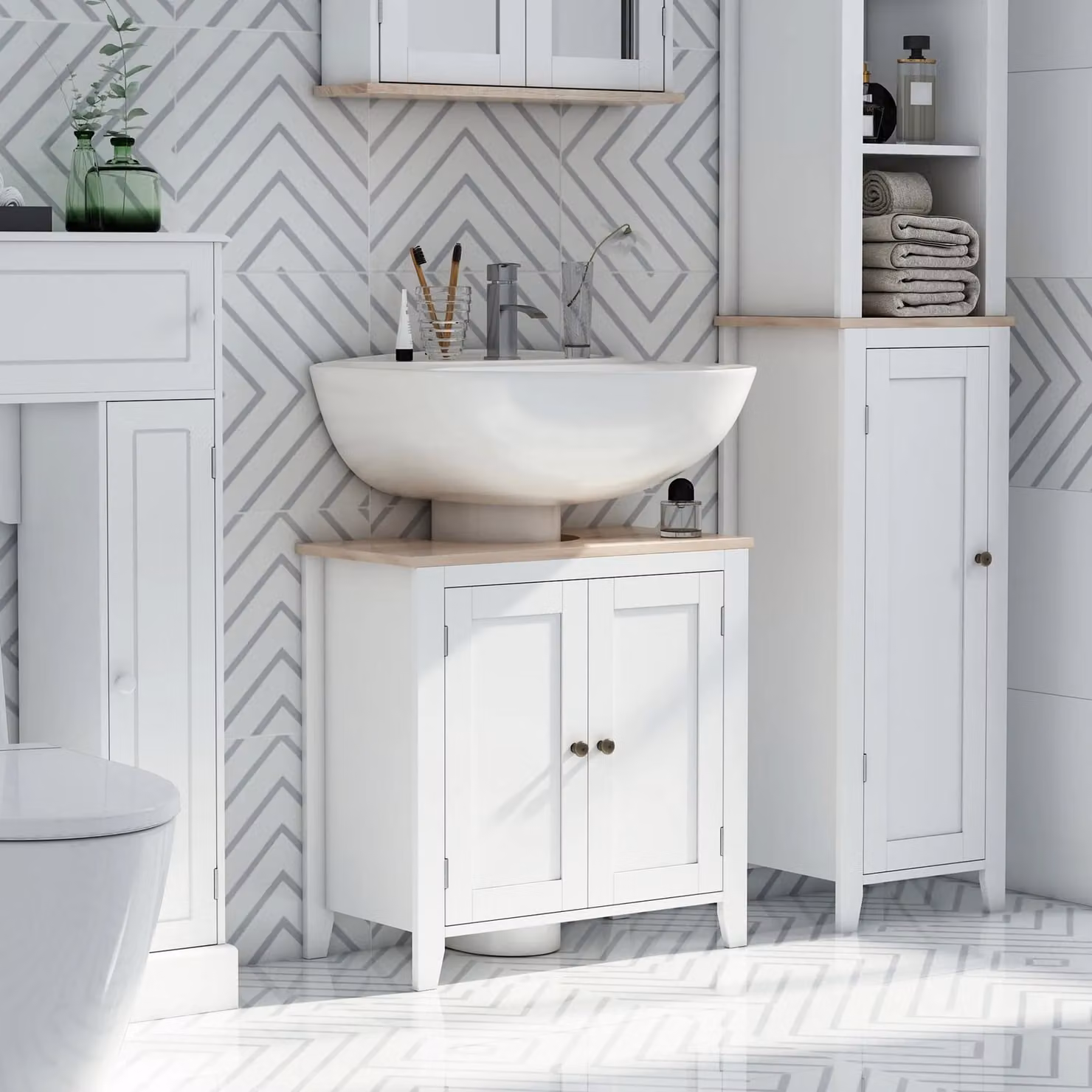 Kleankin White Modern Bathroom Pedestal Under Sink Storage Unit with 2 Hinged Doors and Internal Shelves