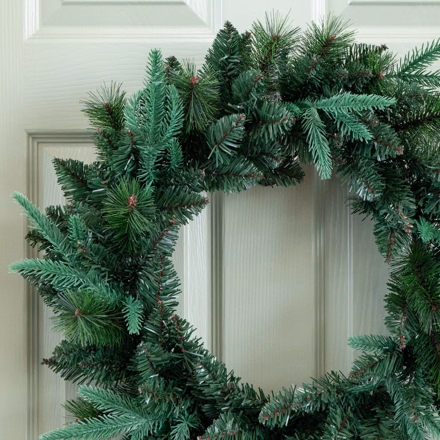 Samuel Alexander Green Norfolk Pine Artificial Christmas Wreath, Diameter: 50 cm – 3