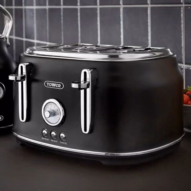 Tower Renaissance 4 Slice Toaster - Black