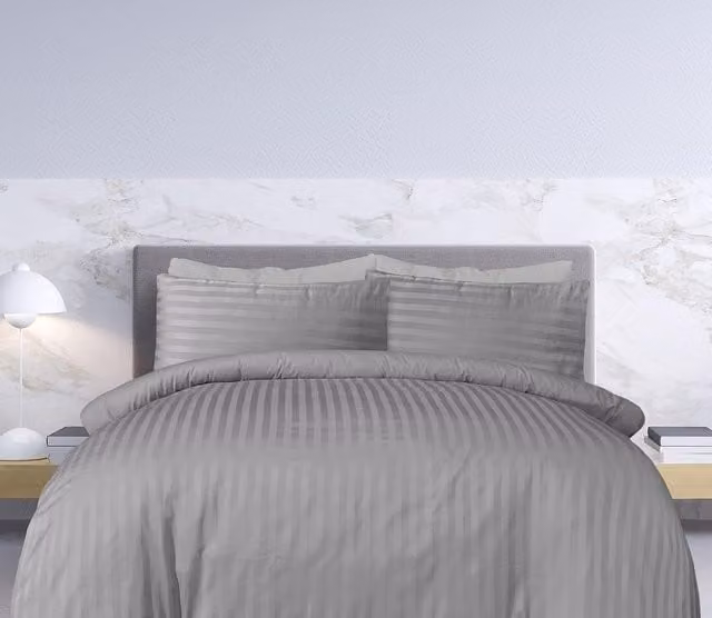 Smart Living Luxury Mako Satin Stripe Reversible Duvet Cover and Pillowcase Set in Grey, W/D/H: 200 x 220 cm