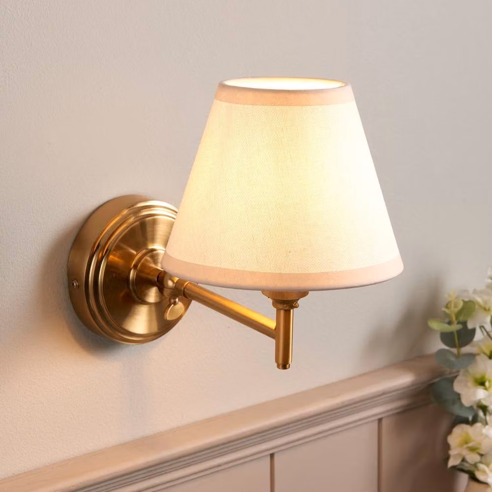 Netlighting Step Fold Wall Light with White Fabric Ivy Shade and Gold/Brass Brass Details, Diameter: 16 cm, B22 – 2