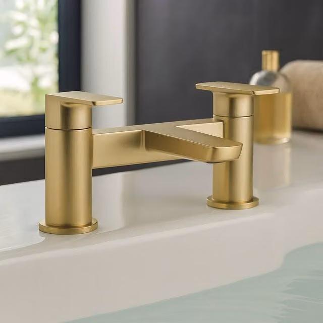 Bathroom Kingdom Swansea Brushed Brass Bath Filler Tap in Gold